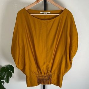 Diane von Furstenberg 4 Silk Gold Pleated Sleeves Blouse Gorgeous Shirt